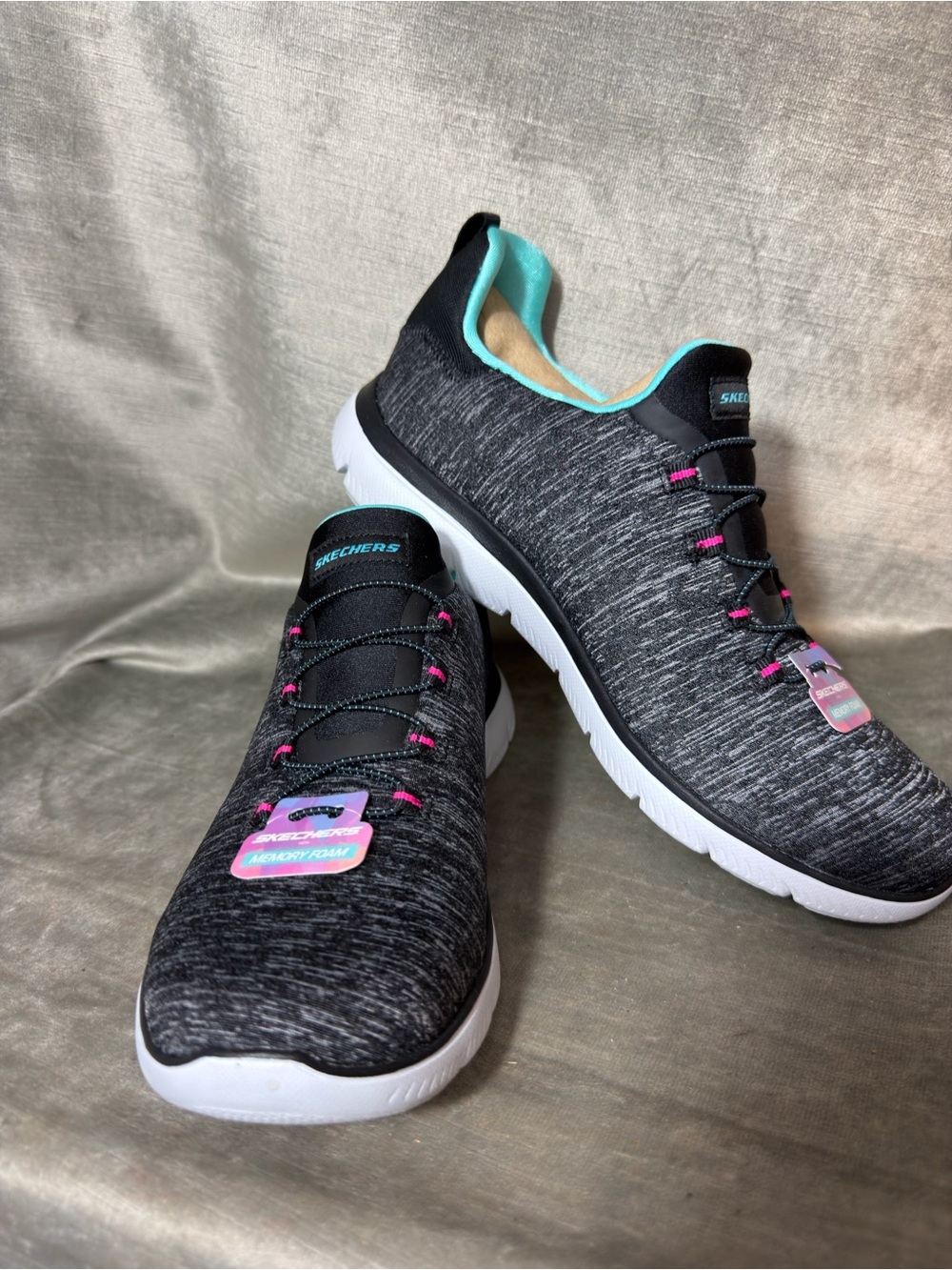 Skechers Women's Summits Quick Getaway Black/Pink Slip On Shoes - Size 9.5 NWB